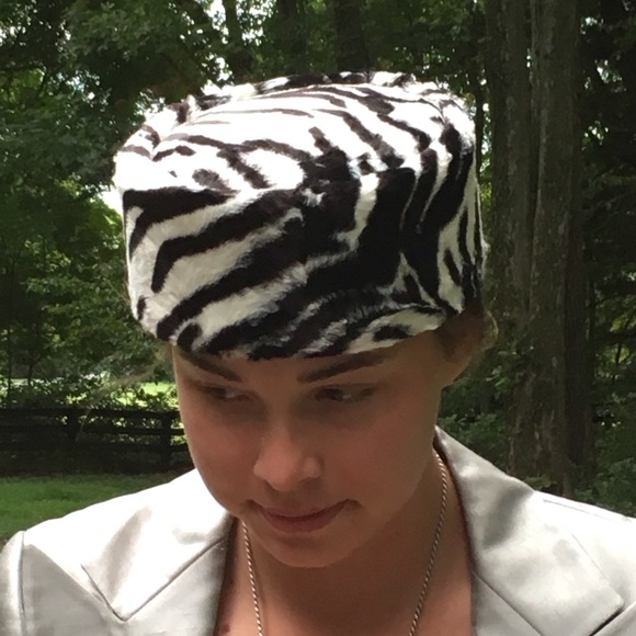 Sonni Accessories - Stylish Zebra Print Women's Pillbox Hat